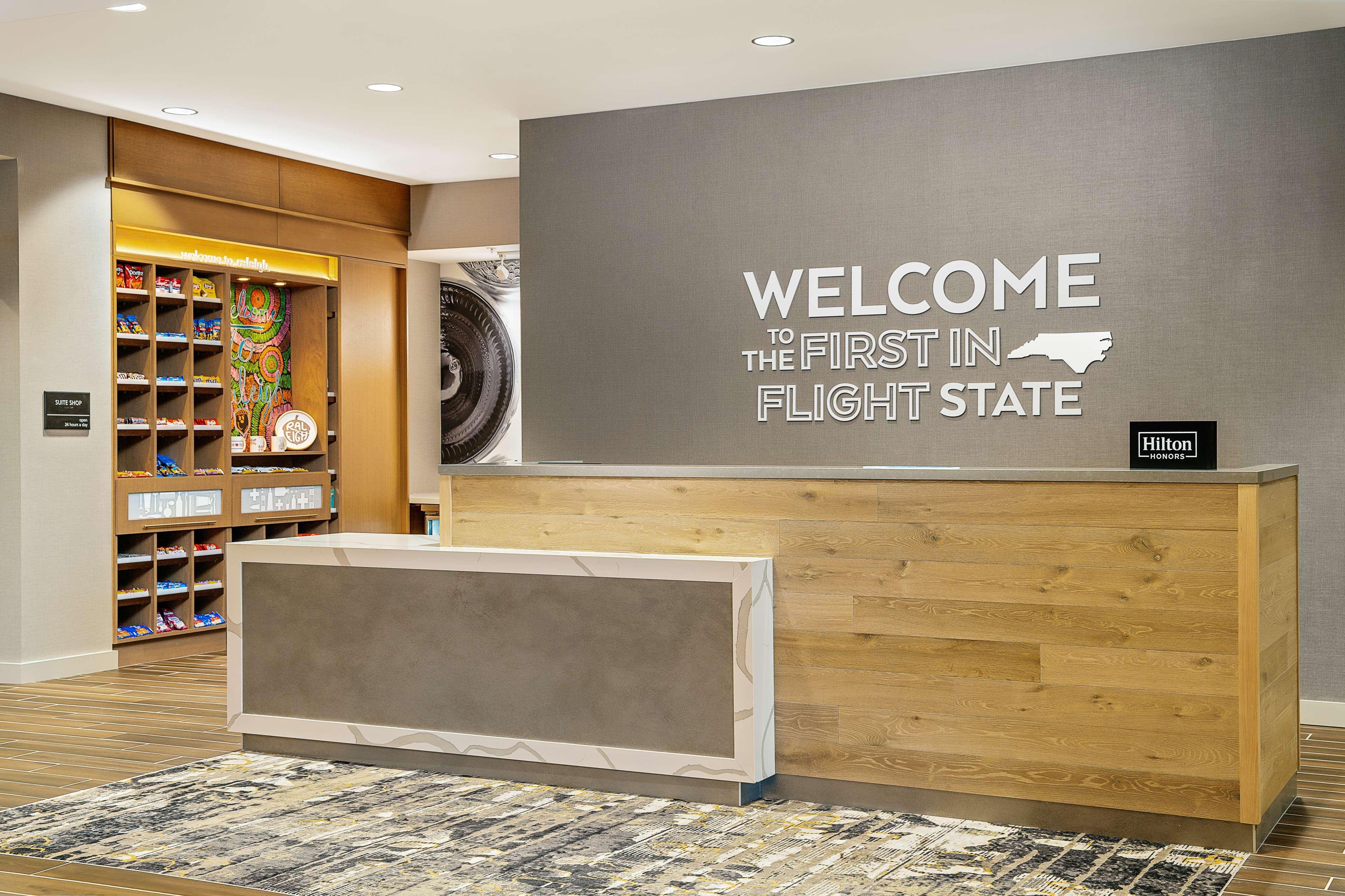 Hampton Inn & Suites Raleigh Midtown, Nc Zewnętrze zdjęcie